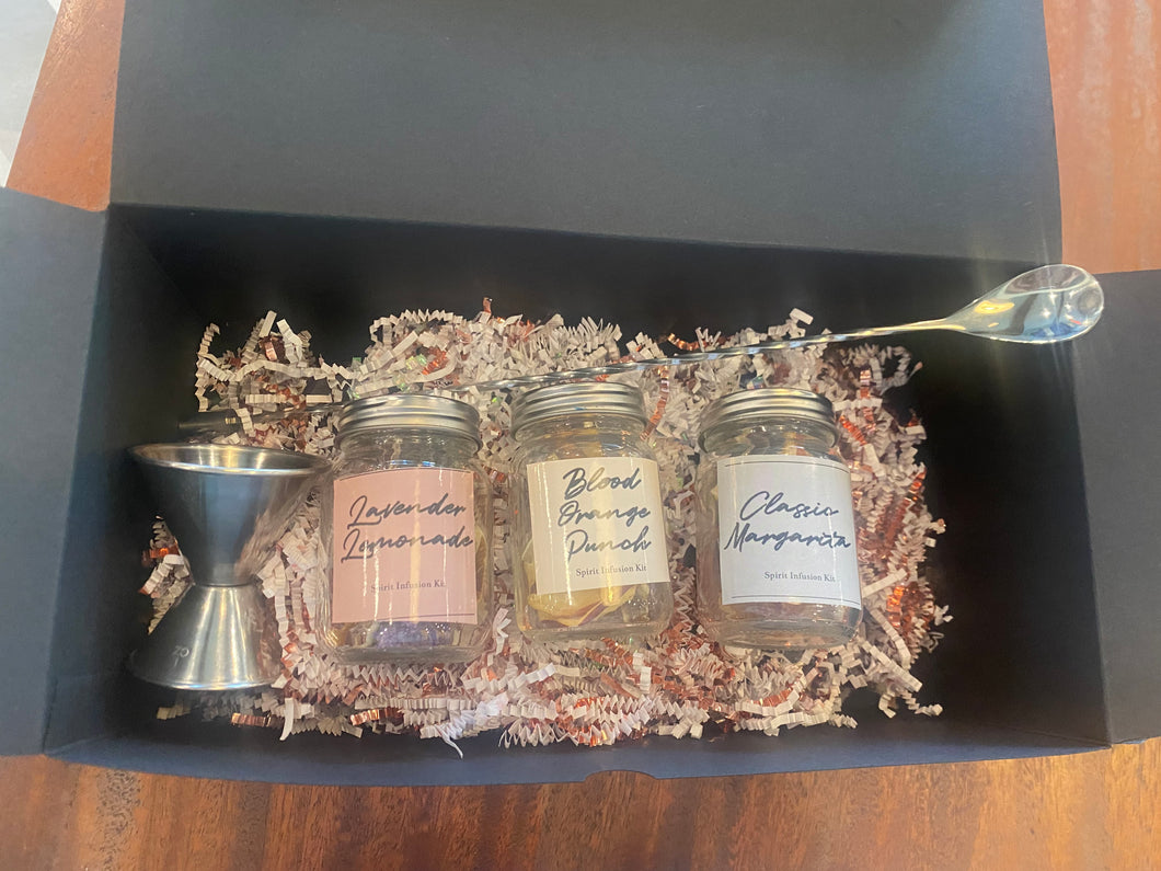 F L I G H T Gift Box