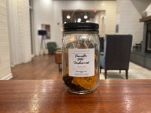 Load image into Gallery viewer, Vanilla Old Fashioned Cocktail Infusion Kit
